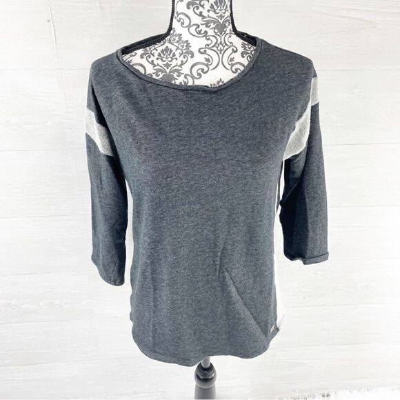 Natori Active Josie French Terry 3/4 Sleeve Sweatshirt - Picture 4 of 9